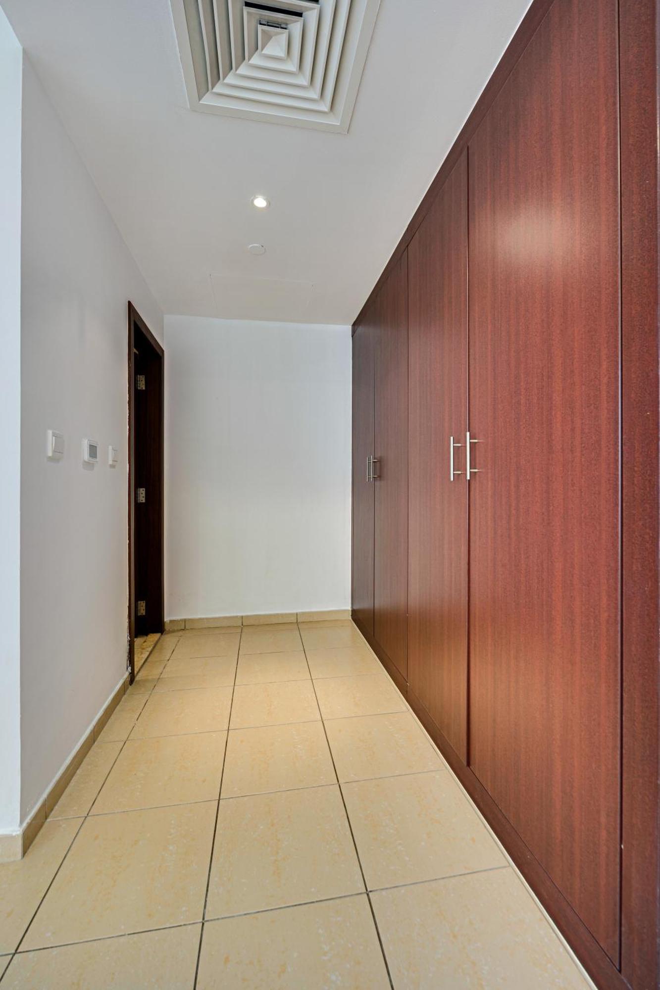 Delightful Near The Jbr Apartment *