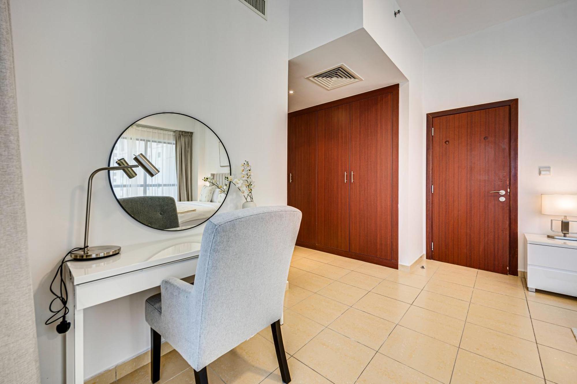 Delightful Near The Jbr Apartment *